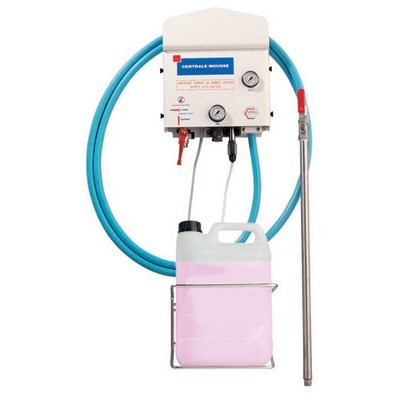 220058: Schuimstation BOMAVIT op perslucht